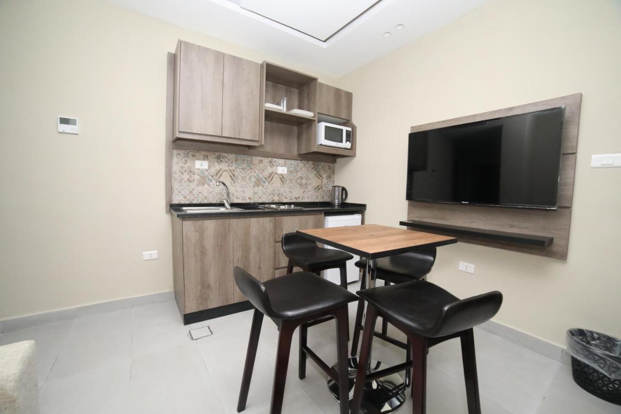 فندق صحارى الخليج Sahara Gulf Hotel Apartments Amã Exterior foto