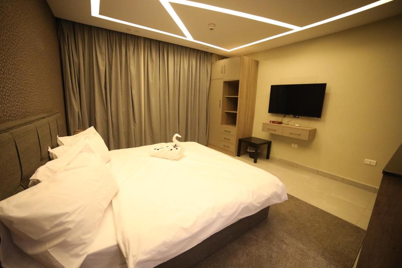 فندق صحارى الخليج Sahara Gulf Hotel Apartments Amã Exterior foto