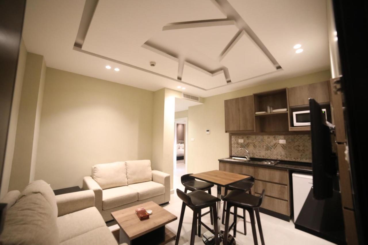 فندق صحارى الخليج Sahara Gulf Hotel Apartments Amã Exterior foto