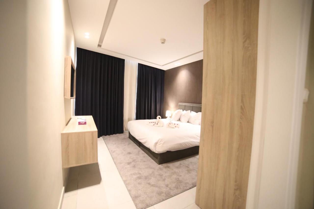 فندق صحارى الخليج Sahara Gulf Hotel Apartments Amã Exterior foto