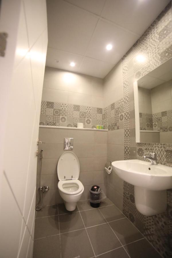 فندق صحارى الخليج Sahara Gulf Hotel Apartments Amã Exterior foto