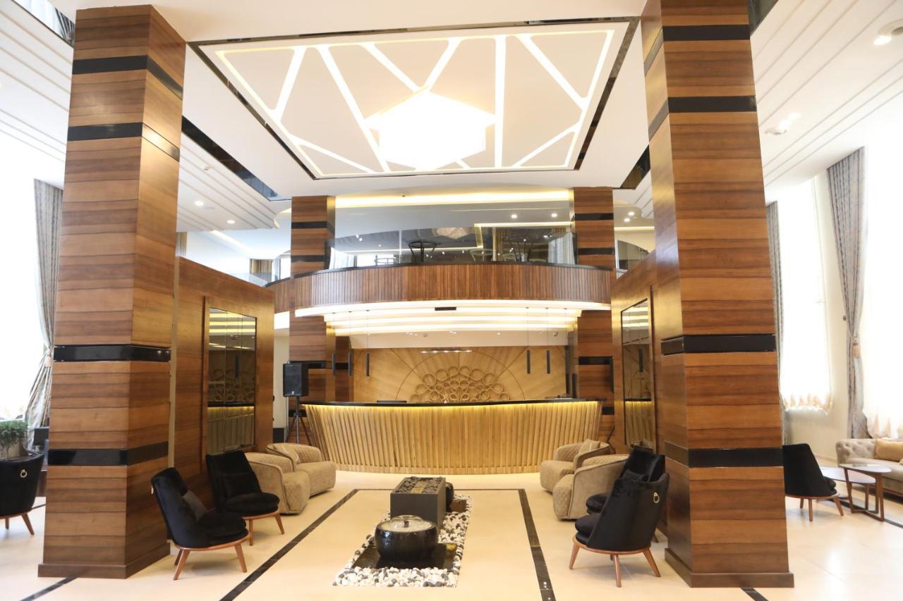 فندق صحارى الخليج Sahara Gulf Hotel Apartments Amã Exterior foto
